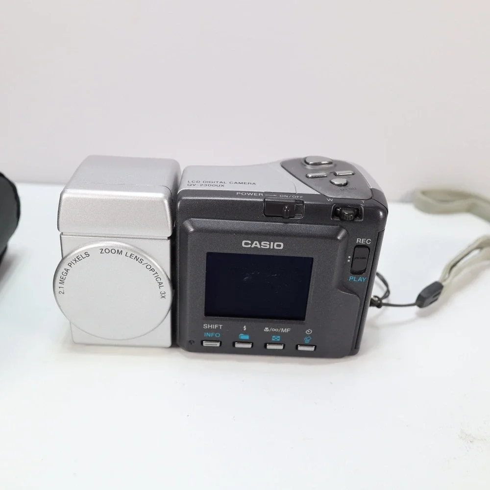 *NOT‎ WORKING* CASIO QV-2300UX Compact Digital Camera 2.1MP FOR PARTS REPAIR